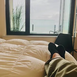 Appartement Volledig Gerenoveerd Met Zeezicht
